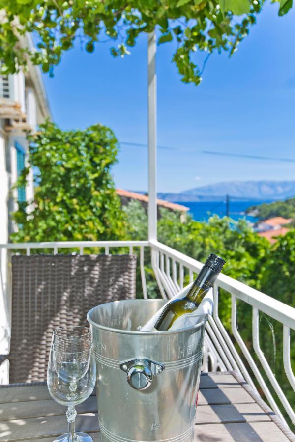 Villa ToTa Glamur Jelsa  Esterno foto